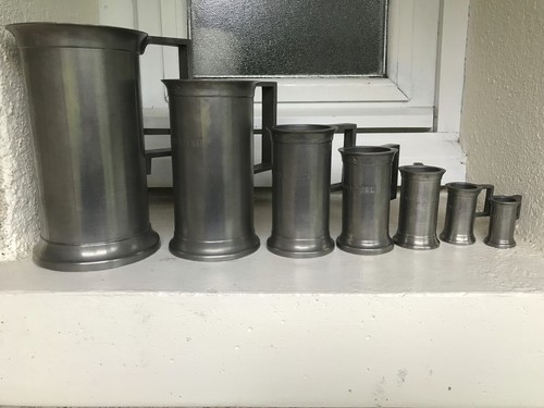 Série mesures en étain - série, 7