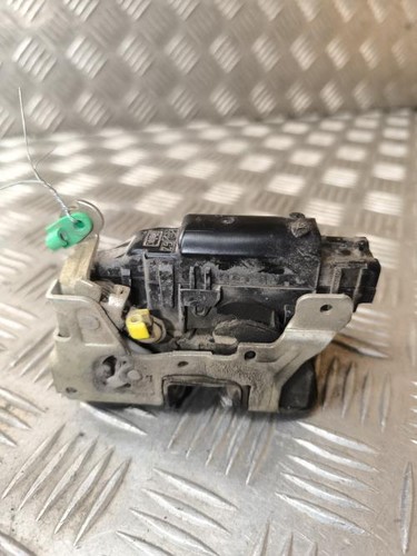 Serrure avant gauche renault - avant,