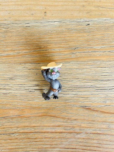 Figurine chat botté