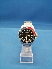 Montre solaire SEIKO V157-00A0