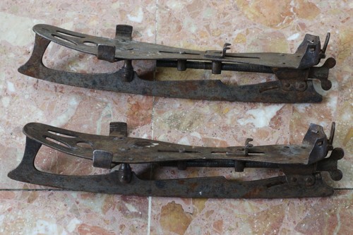Ancienne paire patins - paire,