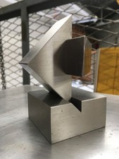 sculpture de Carlo MO acier brossé pour TECNO Borsani 1981