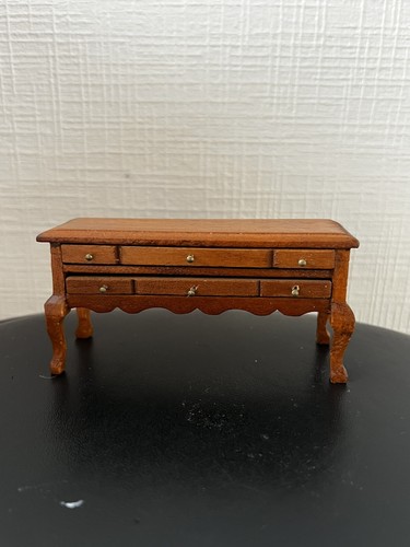 Diorama commode bois - en,