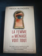 LA FEMME DE MENAGE VOIT TOUT