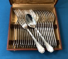 ménagère 12 couverts de table ERCUIS modèle RUBANS TRIANON métal argenté 21 cm