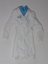 poupée BARBIE : robe Barbie