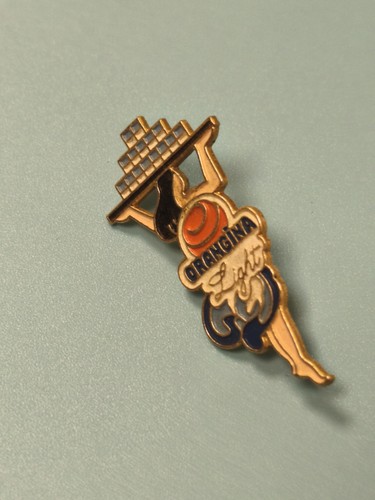Vintage pin orangina - pin's,