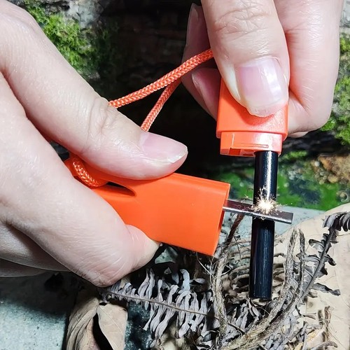 Briquet survie pierre à - pierre,