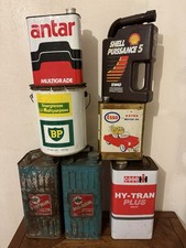 Lot de bidons d’huile anciens Garage Antar BP Shell Tracteurs IH
