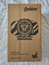 MMS741D61 Iron Man Mark VII Black And Gold Version Hot Toys Sixth Scale NEUF