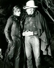 CANDICE BERGEN  JAMES COBURN BITE THE BULLET 1975 VINTAGE PHOTO ORIGINAL #2