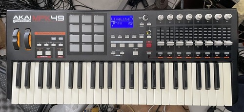 Synthetiseur akai piano mpk49 - akai,