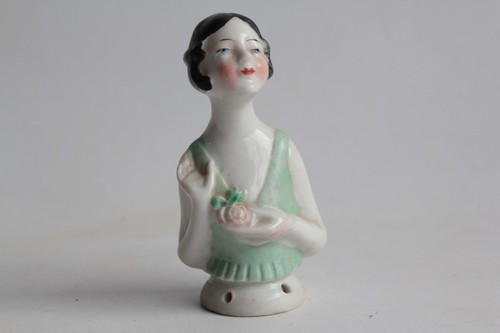 Demi figurine porcelaine - , femme