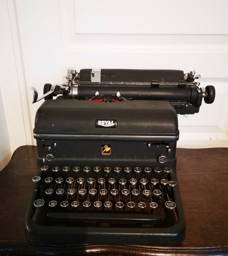 Ancienne machine écrire - ancienne,