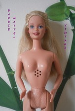 POUPEE BARBIE MATTEL TBE VINTAGE GIGGLES’N SWING PARLANTE 1998 MANNEQUIN 20333