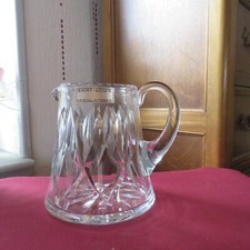 1 pichet Broc a eau en cristal