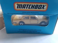 Matchbox MB 56    Mercedes 450 SEL taxi  avec sa boite d'origine 