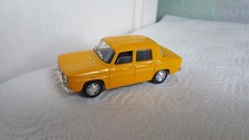 solido 1/43   Renault  8  S            au détail