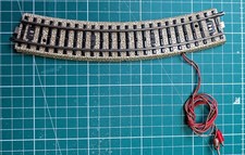 MÄRKLIN HO : rail courbe 5100 avec connecteurs transfo