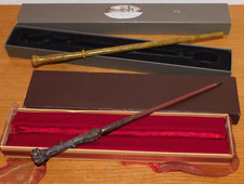 LOT 2 BAGUETTE MAGIQUE HARRY POTTER lucius MALEFOY malfoy WBE ECOLE de POUDLARD