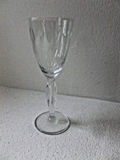 Verre à vin cristal DAUM