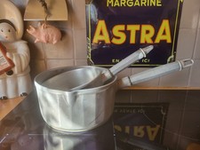 2 CASSEROLES ALU A FACETTES