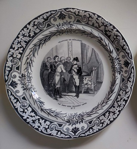 Trois assiettes parlantes - trois,