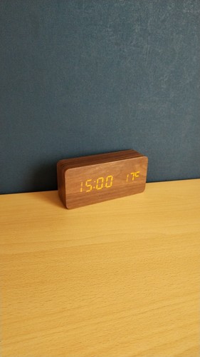 Réveil numérique bois - réveil,