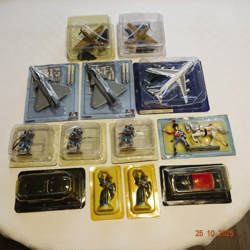 Lot anciennes figurines - anciennes,