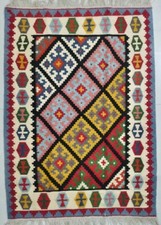 Persian rug - Handmade kilim | Joli tapis persan 100% fait main 150 x 100 cm