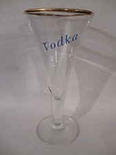 Verre à vodka ancien