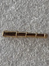 Pin’s Bijoux Longue Vue Dorée Golden Lunette Jumelle Pirate Signé Continent