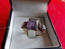 MAGNIFIQUE BAGUE OR  10 CARATS