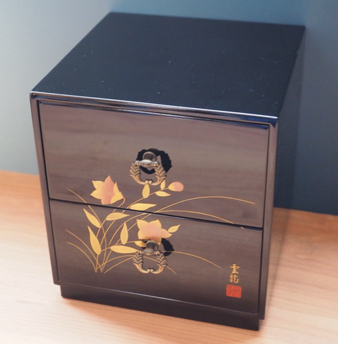 Mini coffre japonais laque - coffre,