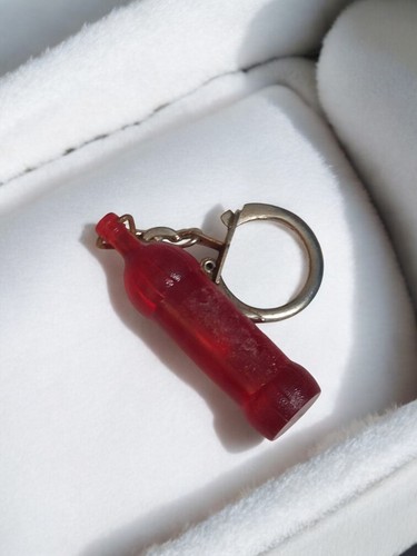 Porte clés bouteille rouge - porte-clés,