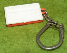 Rare porte clés boîte de peinture miniature Bourgeois Aîné Compact  Keyring