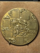 MEDAILLE CALENDRIER ANNEE DU