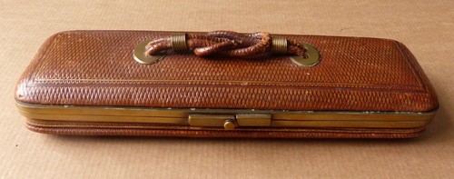 Boite soufflet cuir 19e - en,