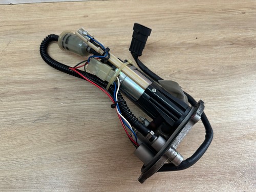 Une pompe essence fuel - essence, pump
