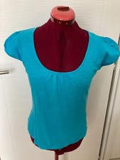 tee shirt turquoise encolure