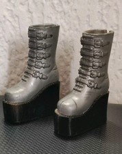 Paire De Chaussures / Bottes
