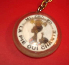 02 : PORTE CLES MI.CHO.CO LA PIE QUI CHANTE