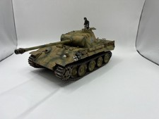 built 1/35 panther A + figurine resine