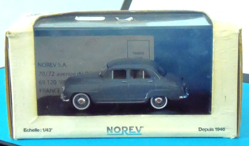 Voiture simca aronde - ,