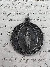 Médaille Vierge MARIE sacré