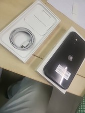 Apple iPhone 11 - 128Go - Noir (Désimlocké) A2221 (CDMA + GSM)