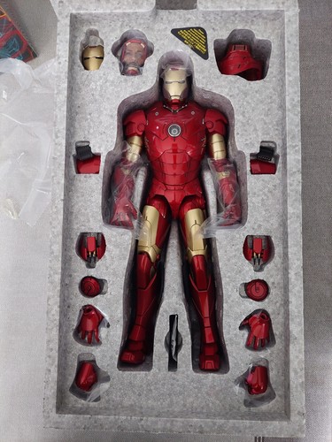 Hot toys iron man diecast - hot,