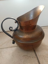 Cruche, pot, pichet, vase en cuivre martelé fait main 'GAOR' Villedieu XXème,...
