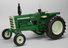 Miniature Tracteur OLIVER 1650
