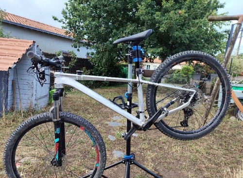 Vtt sunn tox montage - montage, a